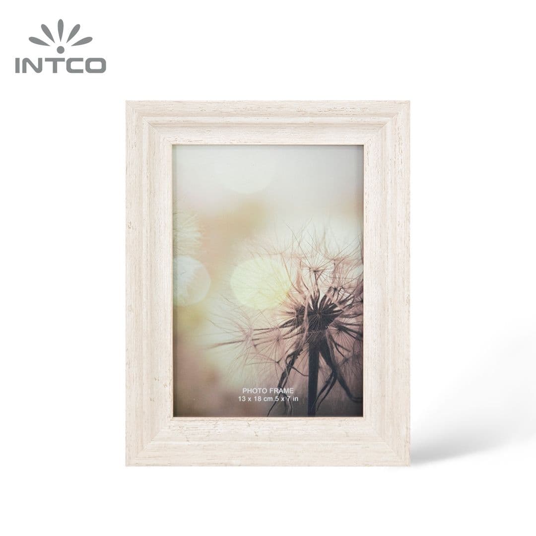 Wood Grain Plastic Picture Frames for Tabletop Display Wood Grain Plastic Picture Frames for Tabletop Display