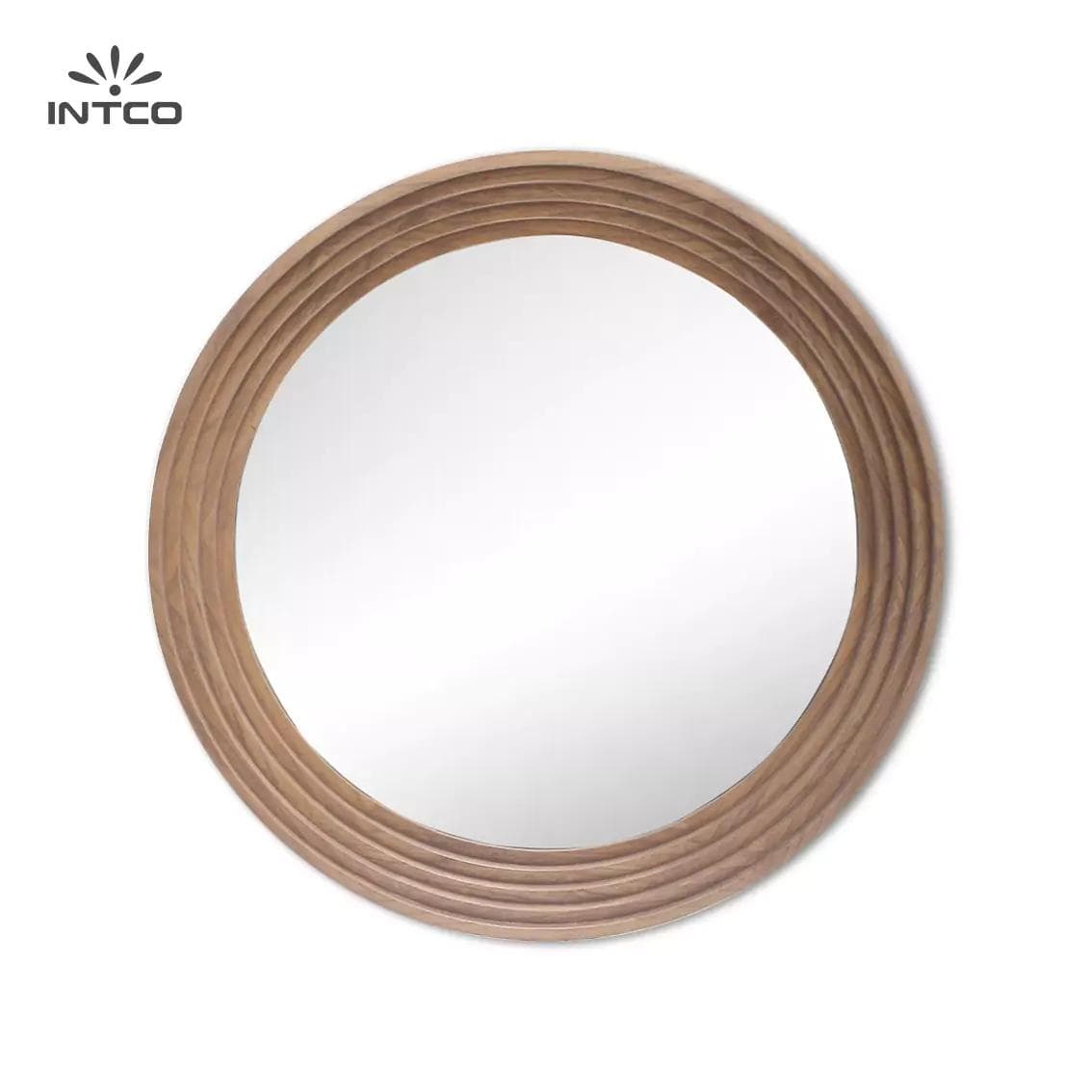The Role of Mirrors in Feng Shui: Balancing Energy in Your Home