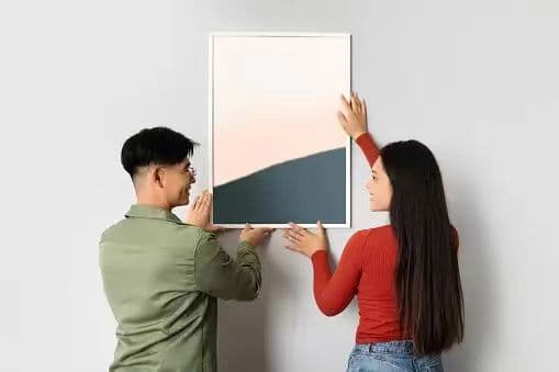 The Clear Difference: Picture Frame vs Photo Frame Explained