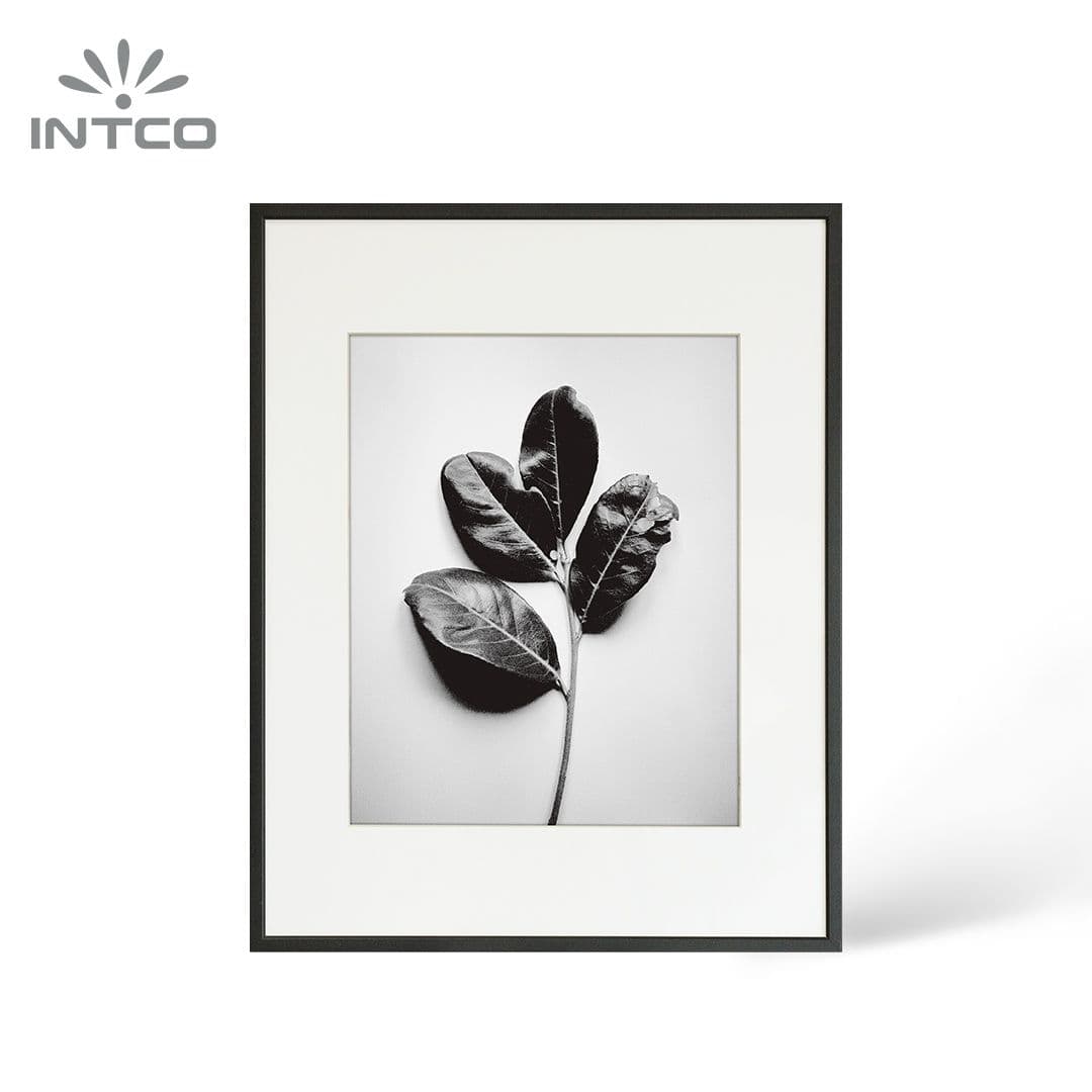 What’s the Best Way to Frame Black-and-White Photos?