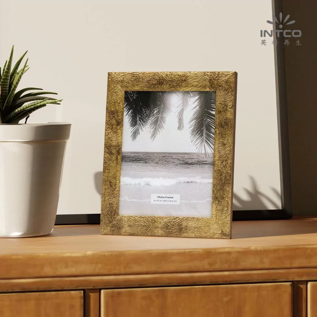 6 Types of Picture Frame: How to Choose the Perfect One for You